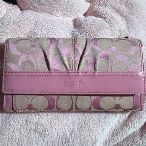 Rare Coach Barbie Pink Signature Wallet